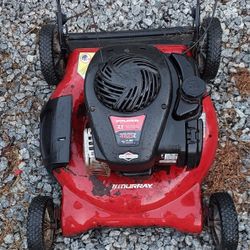 Lawn Mower Motor For Sale, motor Only, body Is No Good 