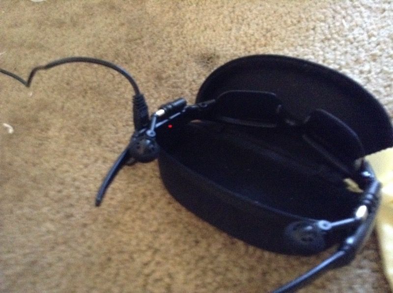 Wireless Bluetooth V2.1 sunglasses headphone for IPhone or Samsung