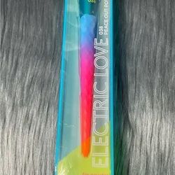 Real Technique Makes Up Brush