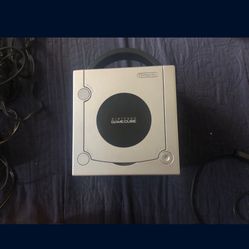 Game Cube With Luigi’s Mansion