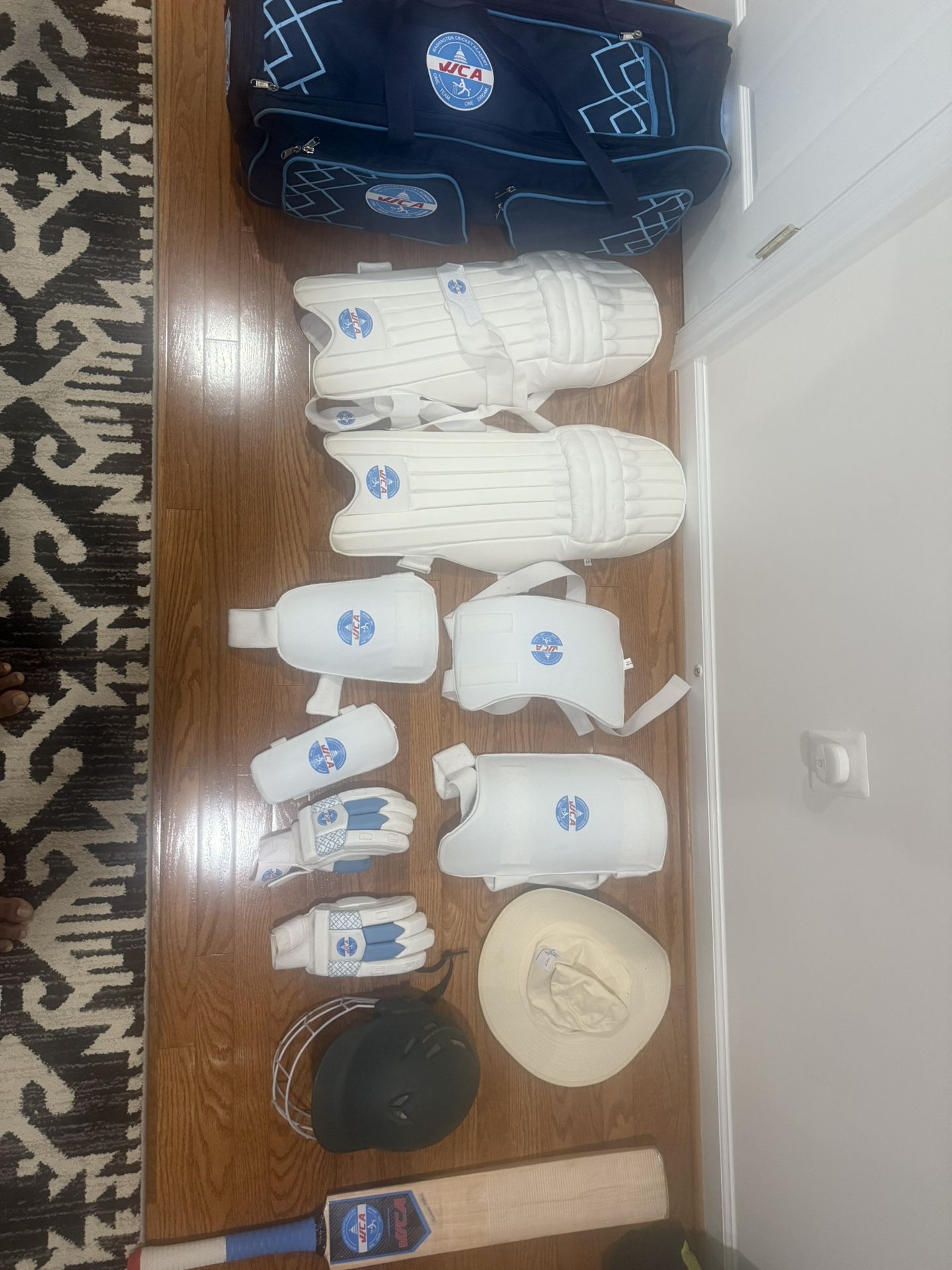 Cricket Kit (with Bat) for Teenagers