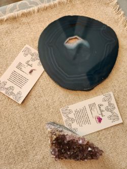 Natural Amethyst Cluster + Blue Agate Slice Crystal Set