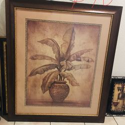Beautiful Big Wall Frame Very Good Condition 