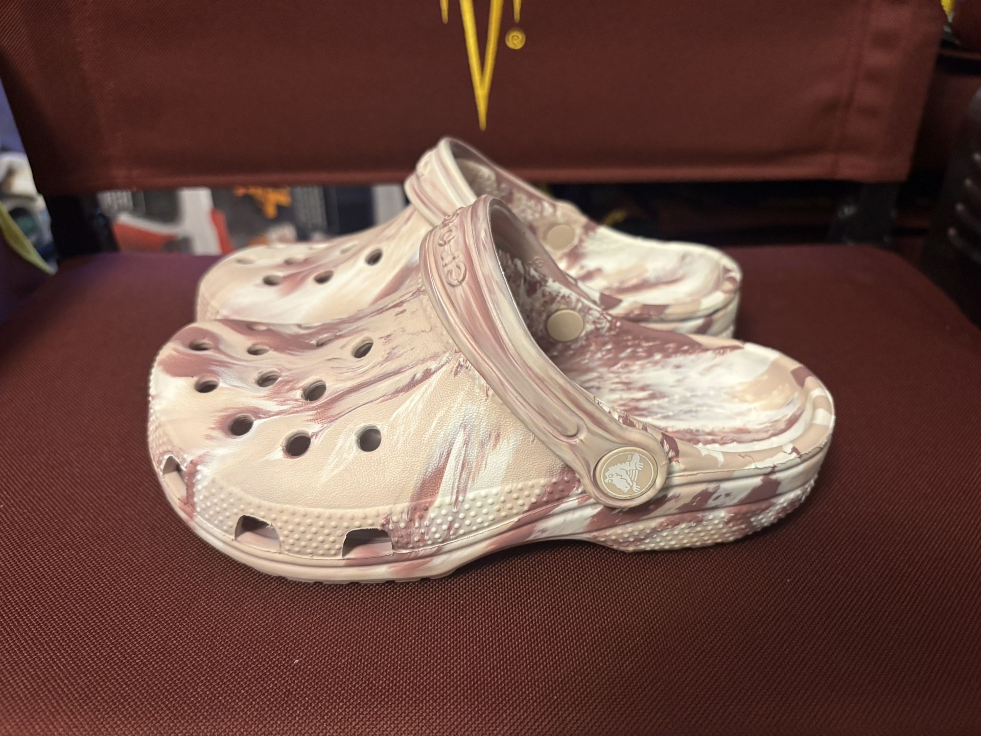 Classic Watercolor Marbled Clog