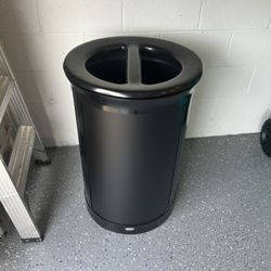 Trash can