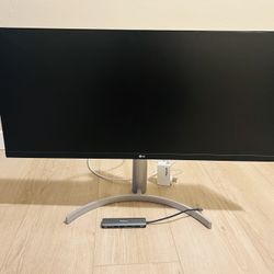 LG UltraWide 34WN650 34" IPS LED Monitor Plus Doc Station & HDMI