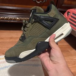 AIR JORDAN 4 RETRO