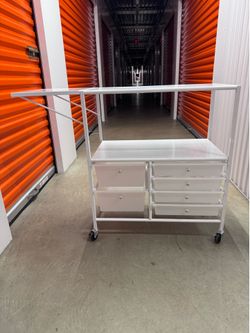 Rolling cart with foldable table