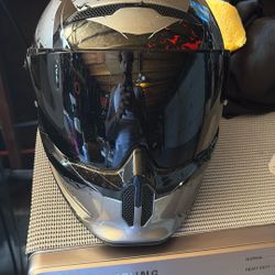Ruroc Atlas 4.0 Motorcycle Helmet 