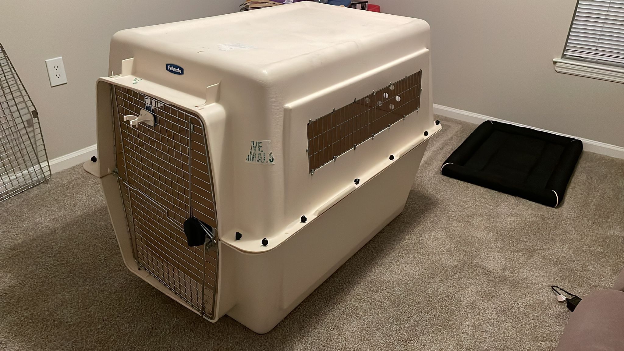 48in Permeate Dog Kennel - $100 (Lakewood Ranch) 