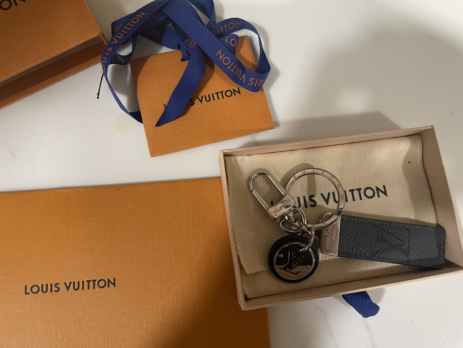 Neo Louis Vuitton Club Bag Charm and Key Holder – M69475