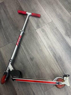 Razor Spark 2.0 Kick Scooter