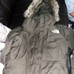 Woman’s Arctic Brown Brand New Northface Jacket