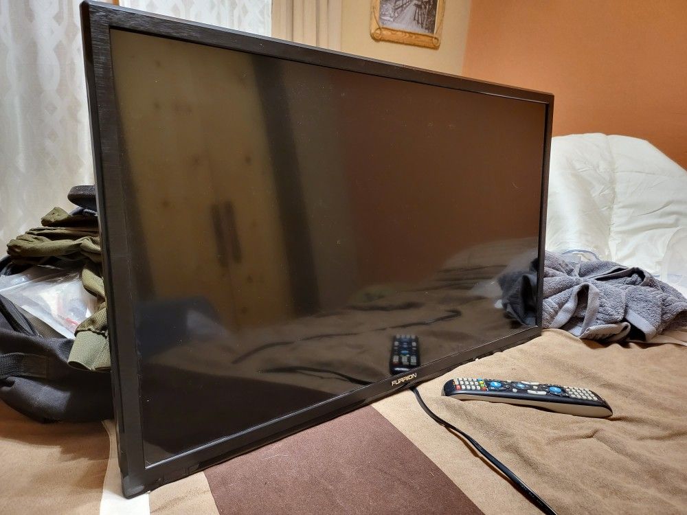 Furrion 32 inch HD LED RV TV Model FEHS32D9A RV Television