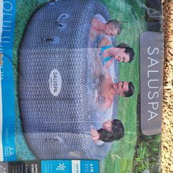 SALUSPA POOL/JACUZZI "Just Pool"