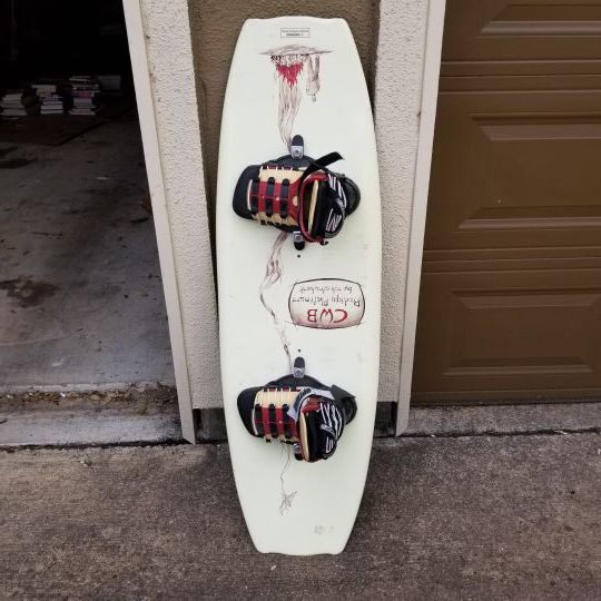 Prodigy Platinum by Rob Struharik Wakeboard with Hyperlite Carbon MD-LG bindings *Rare classic Board*