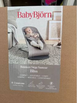 BRAND NEW BabyBjörn Bouncer Bliss - Sand Gray Neutral (Never Used!) open box!