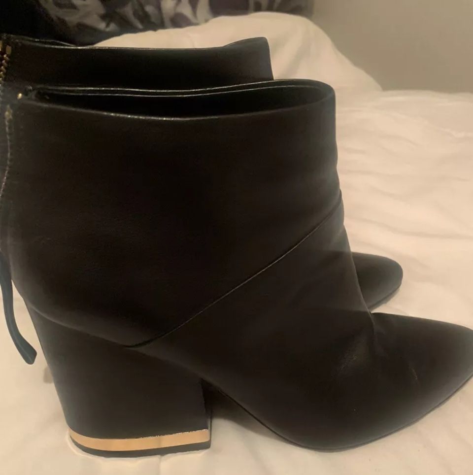 Ash Indy Bootie in Black