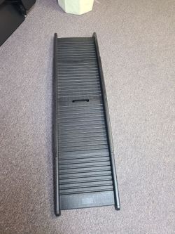 Portable pet ramp foldable