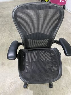 Herman Miller Aeron size B office chair - Fully Loaded