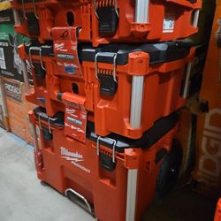 MILWUAKEE PACKOUT 3 DOOR'S 