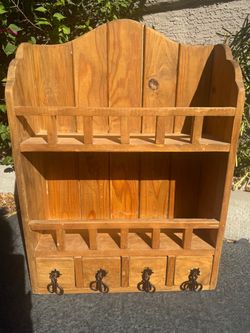 Decorative wooden shelf unit