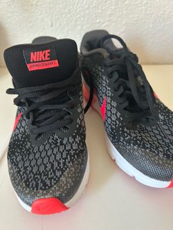 Nike Kid sneakers
