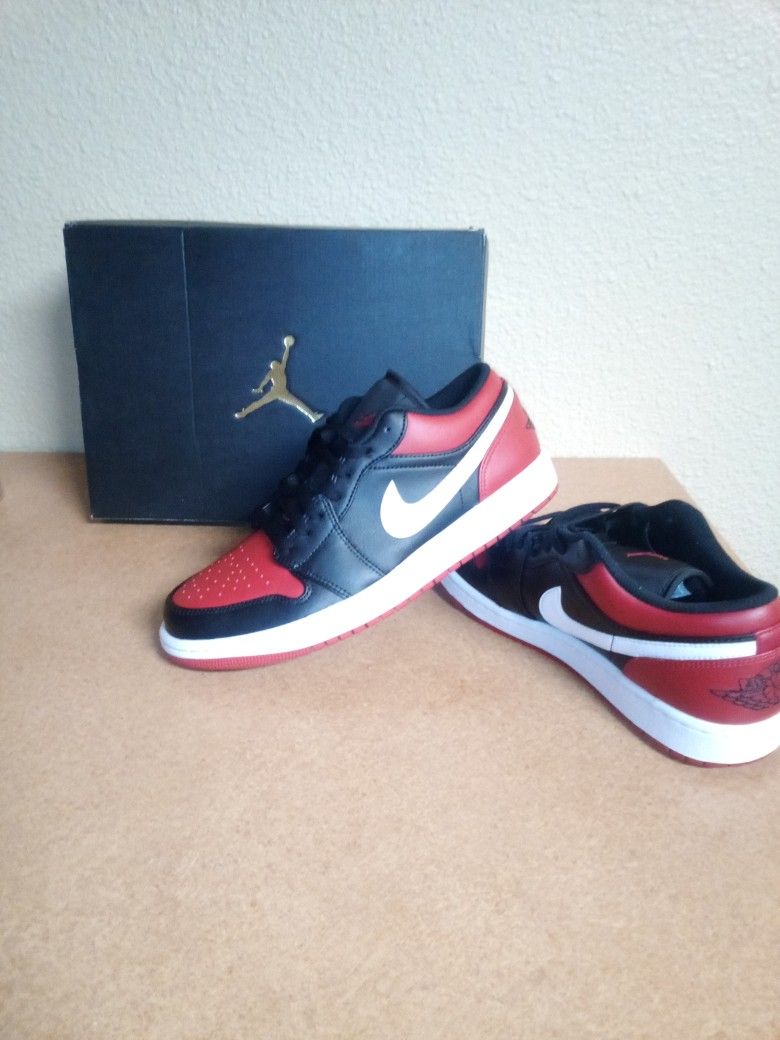 Nike Air Jordans Size 9