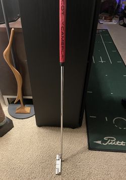 Scotty Cameron 34” Select Newport 2.5 in Excellent Condition.