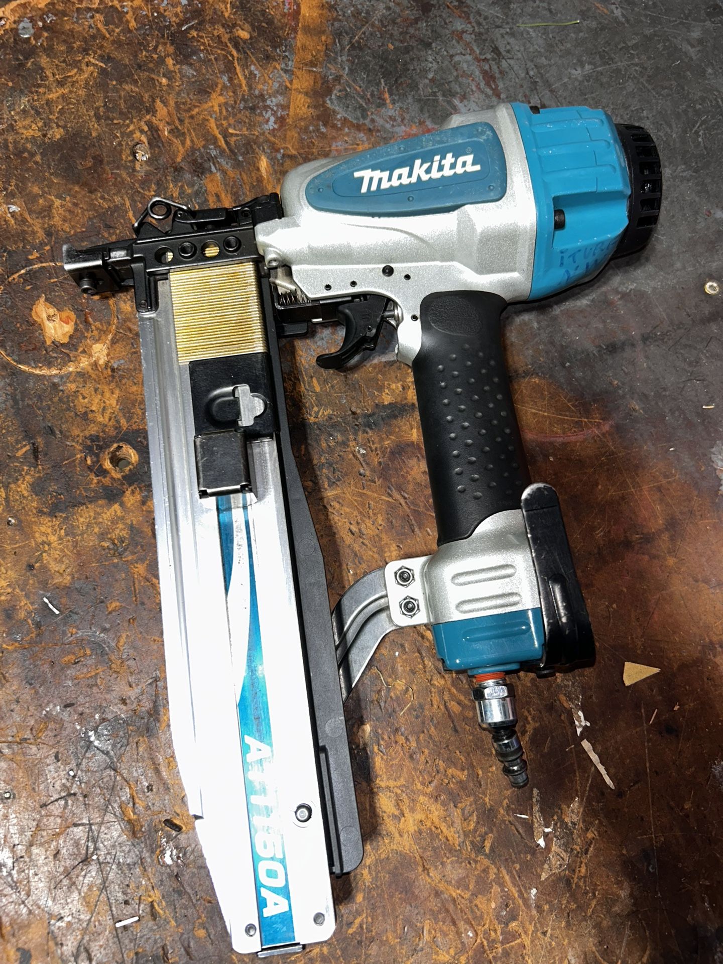 Makita 7/ 16 Crown Stapler
