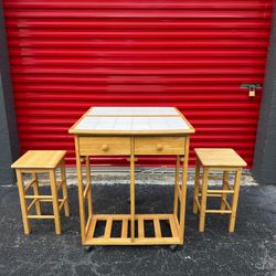 KITCHEN CART DINING TABLE AND CHAIRS / DRAWERS/ DELIVERY NEGOTIABLE