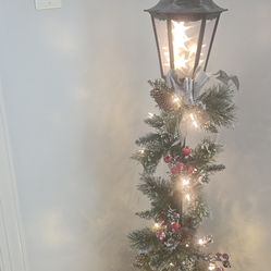 Set of 2 Christmas Lanterns