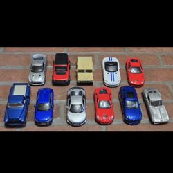 Large die Cast Maisto Lot Of 11 Cars And Trucks