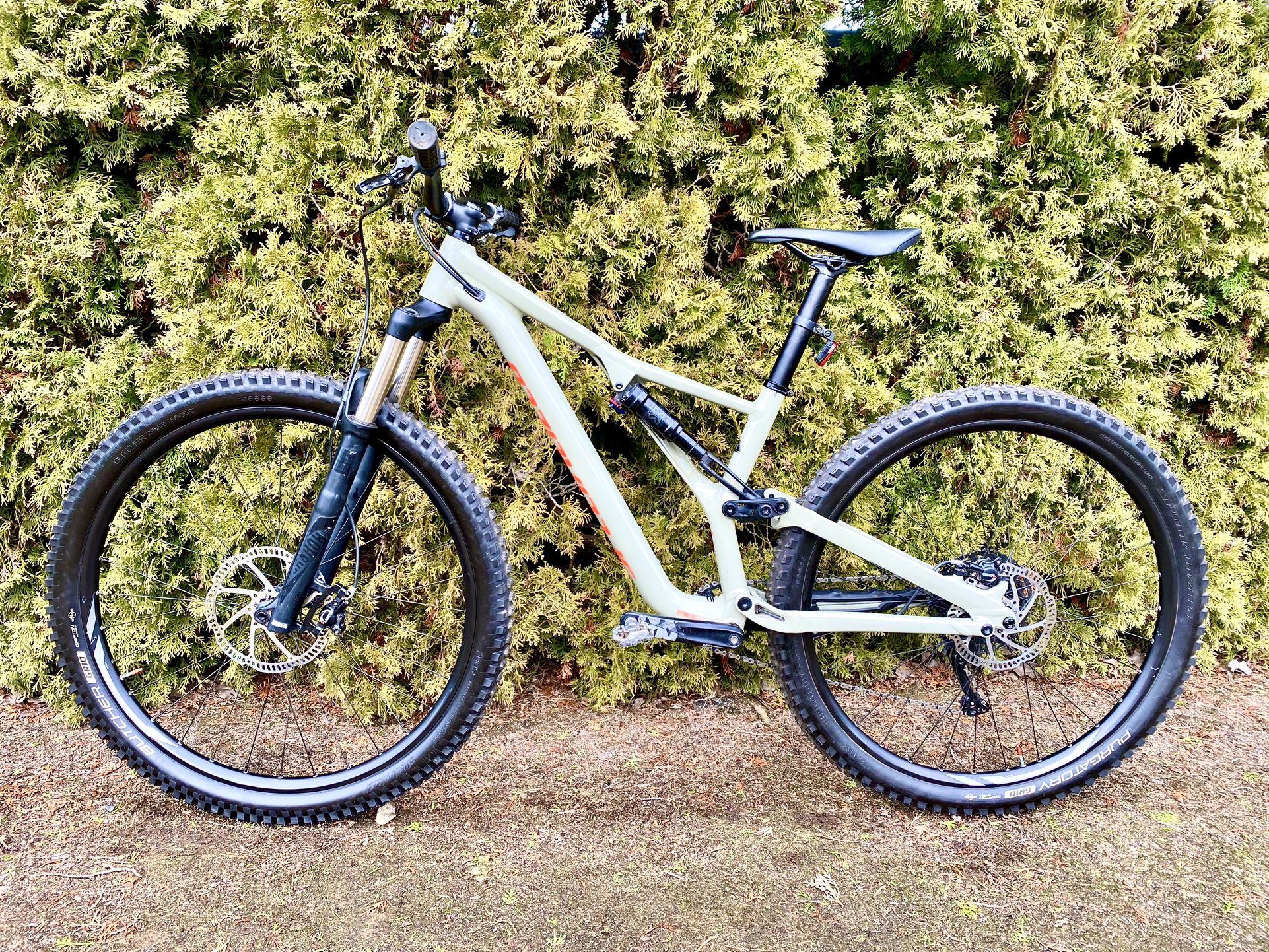 Medium Specialized FS Mtn Bike