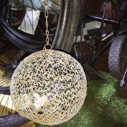 Antique Hanging Metal Wire Garden Candle Globe