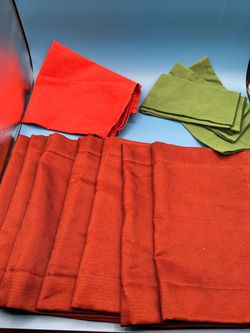 Bundle of cloth reusable kitchen napkins