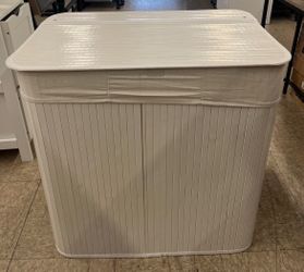 SONGMICS 39.6 Gallons (150L) Laundry Hamper 3-Section Basket Hamper w/ Lid - White