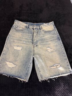 ripped shorts size 34 mens ( MNML )