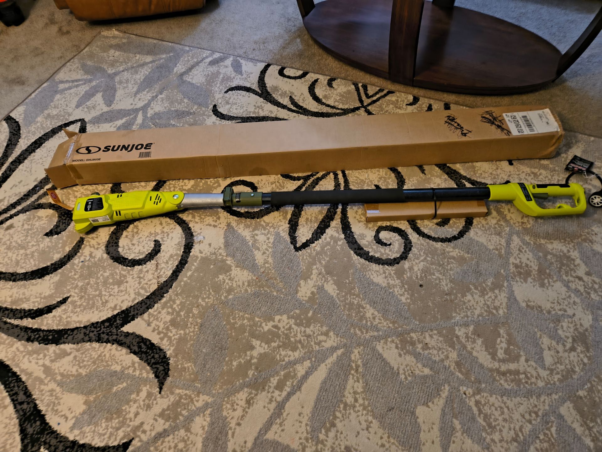 Pole Saws green and yellow