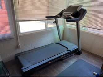 Gold’s Gym Treadmill