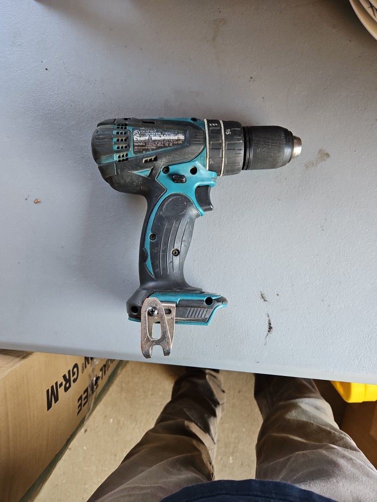 1/2 Makita Drill/hammer 18 Volt