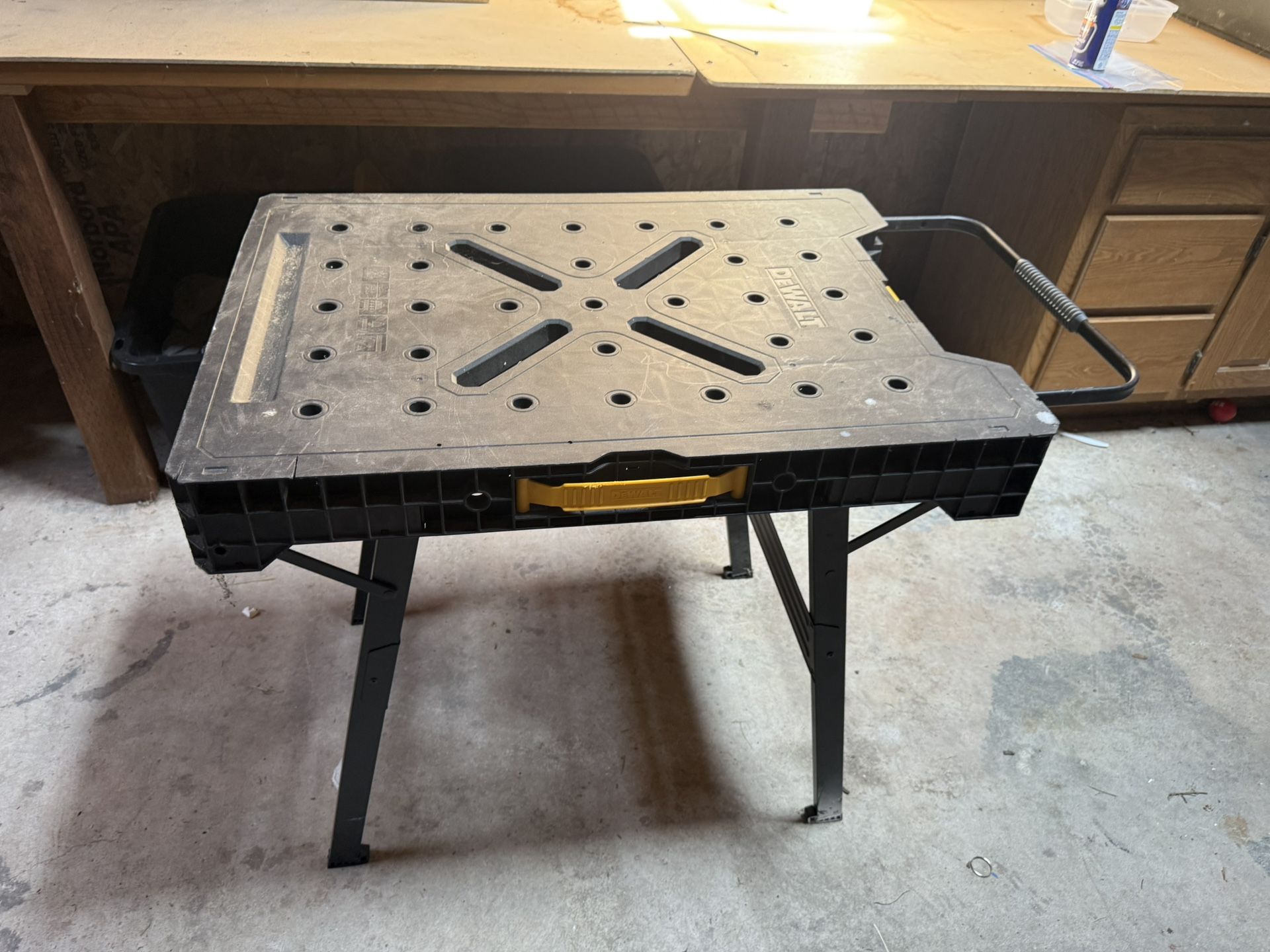DeWalt Folding Workbench
