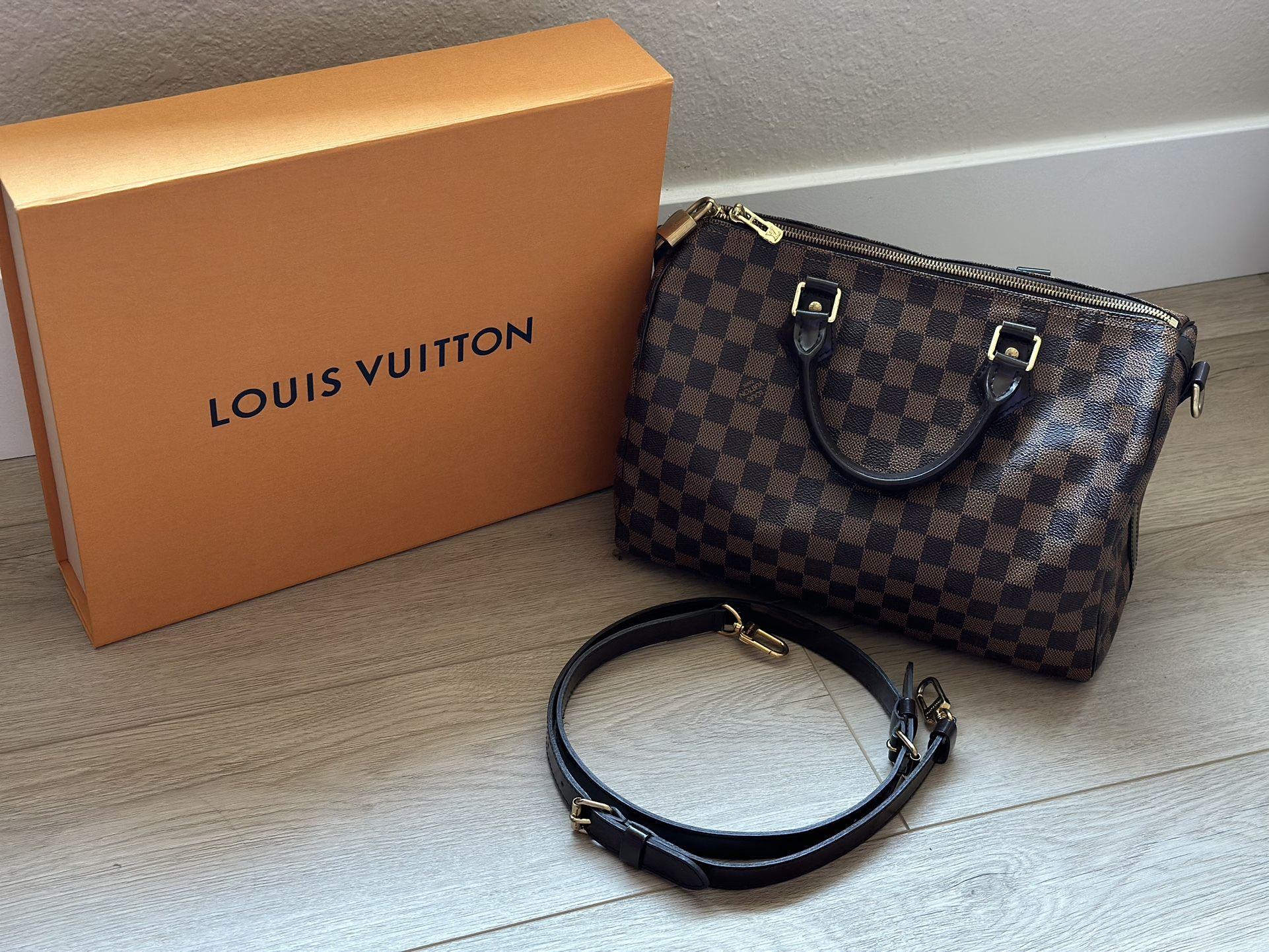 Authentic Louis Vuitton Bandouliere Speedy 30 Damier Ebene