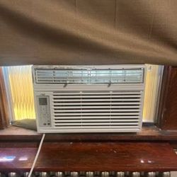 Several air conditioners for sale due to moving to new home