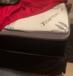 King mattress & metal box spring