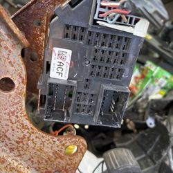 Parts Only 2008 Chevy Silverado 1500 Cabin Fuse Box Used