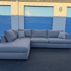 Gray Modular Sectional Couch 🚛🚚 Free Delivery 🚛🚚