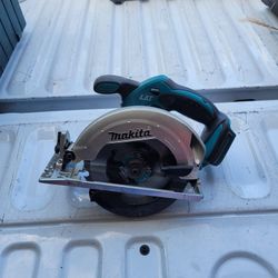 Makita Cordless Saw