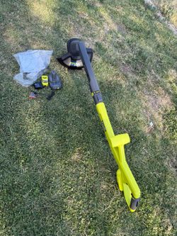 RYOBI
ONE+ 18V 10 in. Cordless Battery String Trimmer and Edger with 2.Ah Battery and Charger
