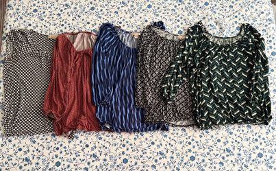 Women tops (5)- small- WESTSIDE